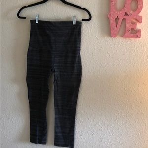 Maternity gap fit leggings